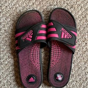 Sale!! 💕 Pink and black adidas slides